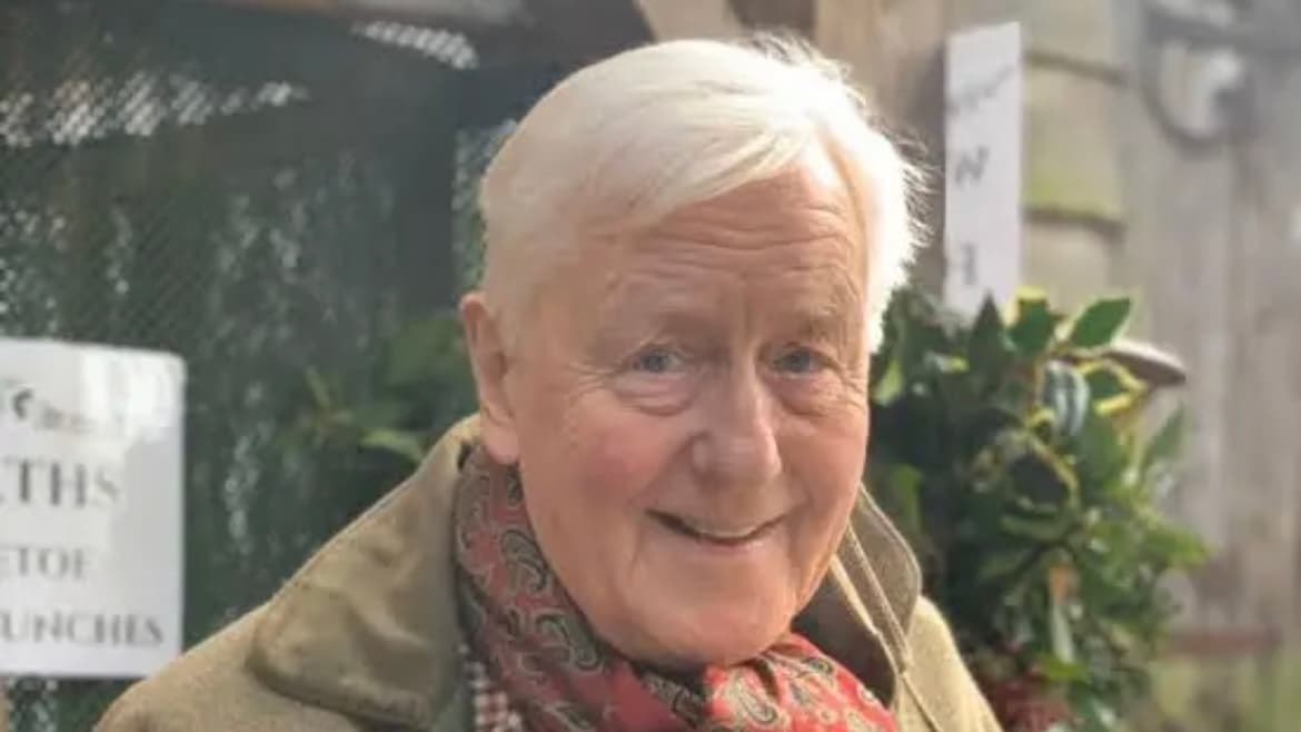 Multimillonario británico de 79 años busca pareja en app de citas para tener un heredero y perpetuar su fortuna