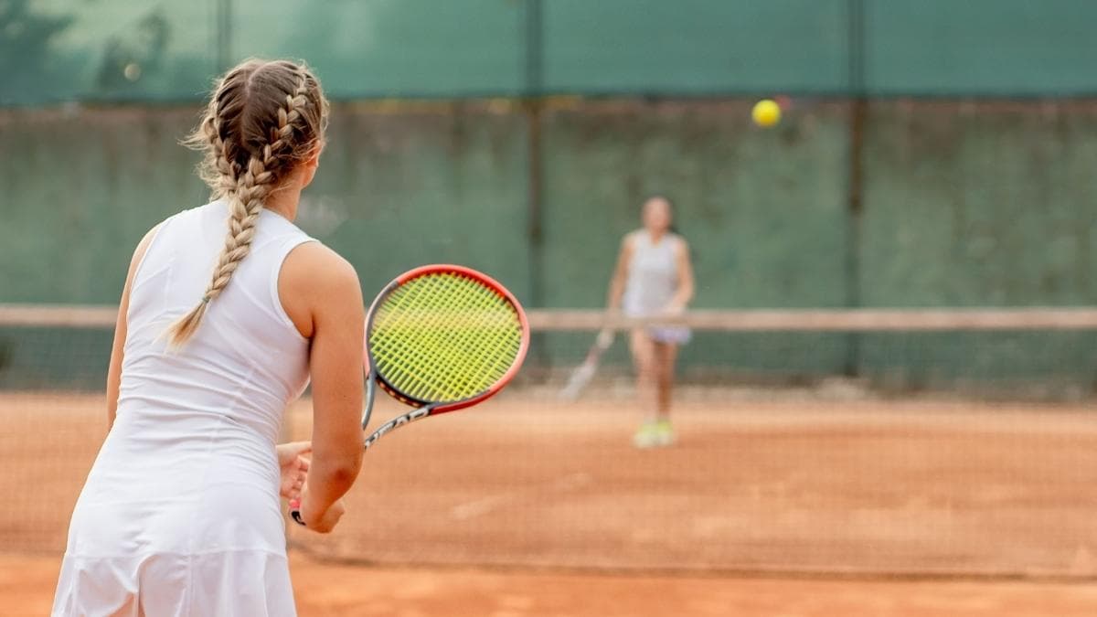 La ciencia lo confirma: practicar tenis ayuda a vivir más años y en mejor forma