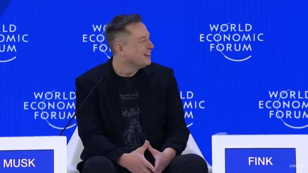 Elon Musk sacude Davos con una advertencia sobre la IA: podría superar al ser humano antes de 2027